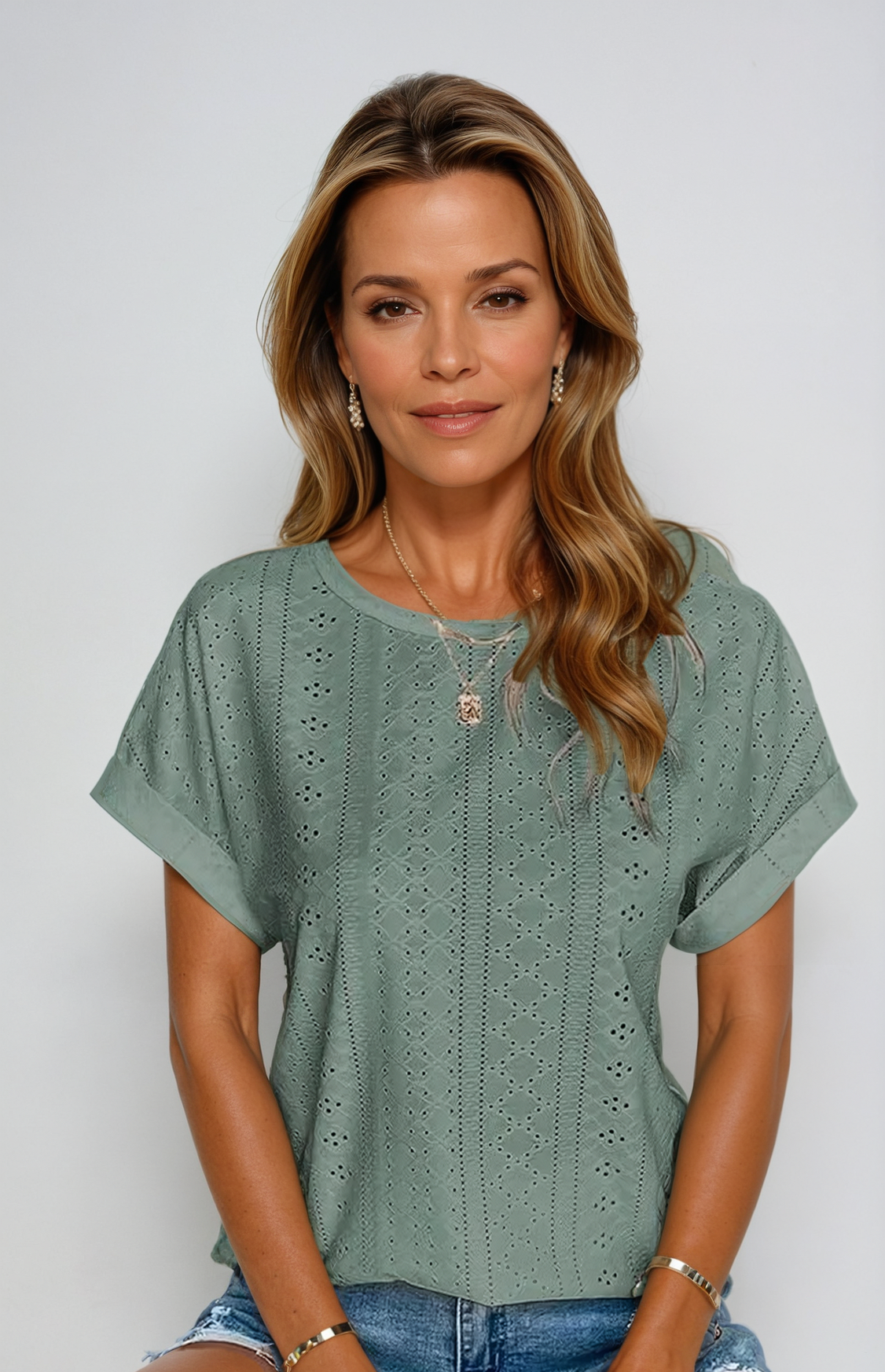 Frida | Casual Eyelet Top