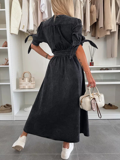 Diana | Fashionable denim dress