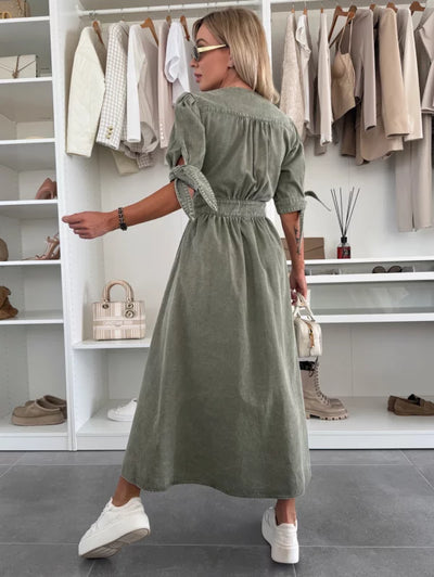 Diana | Fashionable denim dress